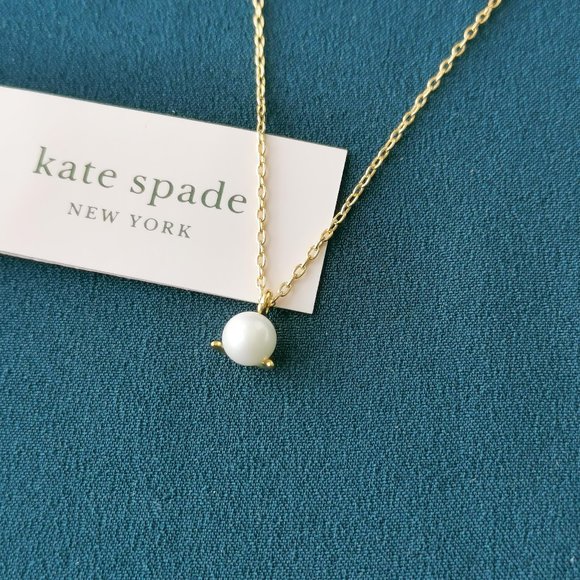 KATE SPADE Brilliant Statements Tri-Prong Gold Pendant Necklace NEW $48 Pearl - Picture 1 of 3